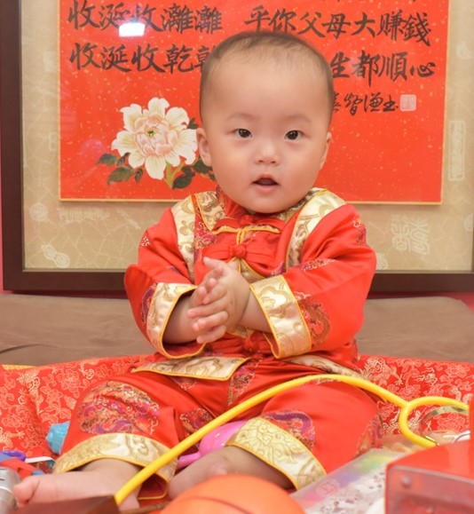 2021-04-11林寶寶，小孩禮服(男)中式古裝禮服禮照照片集