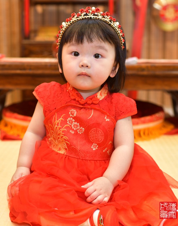 2020-10-02葉寶寶，小孩禮服(女)中式古裝禮服禮照照片集