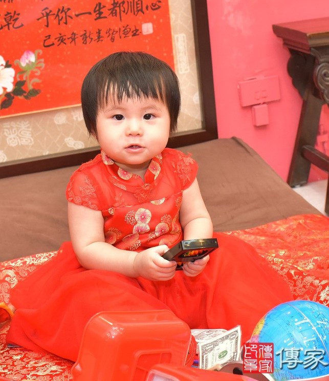 2020-10-02劉寶寶，小孩禮服(女)中式古裝禮服禮照照片集