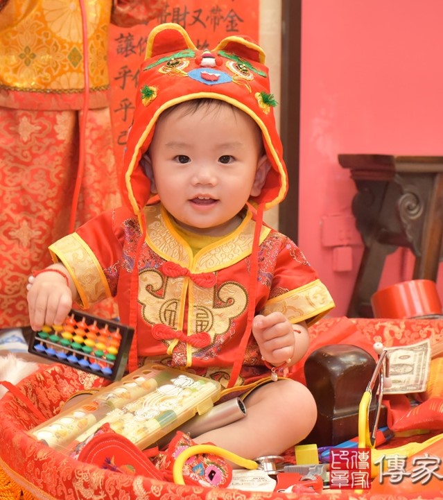 2021-03-31張寶寶，小孩禮服(男)中式古裝禮服禮照照片集