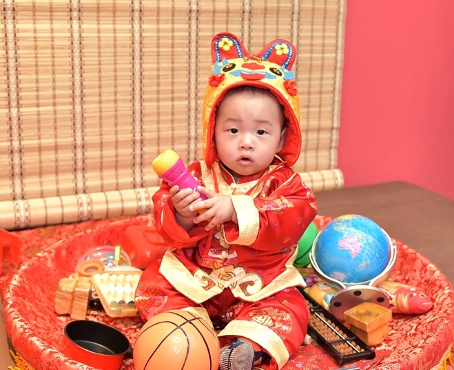 2021-03-28羅寶寶，小孩禮服(男)中式古裝禮服禮照照片集