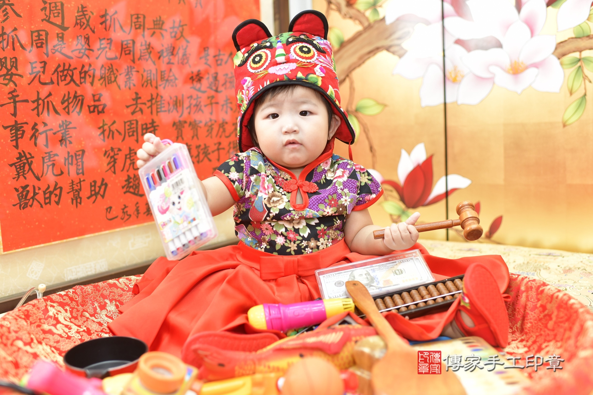 2025-08-17小芷寶寶抓周，小孩古裝禮服照。地點：傳家「新竹店」古禮會場照片集