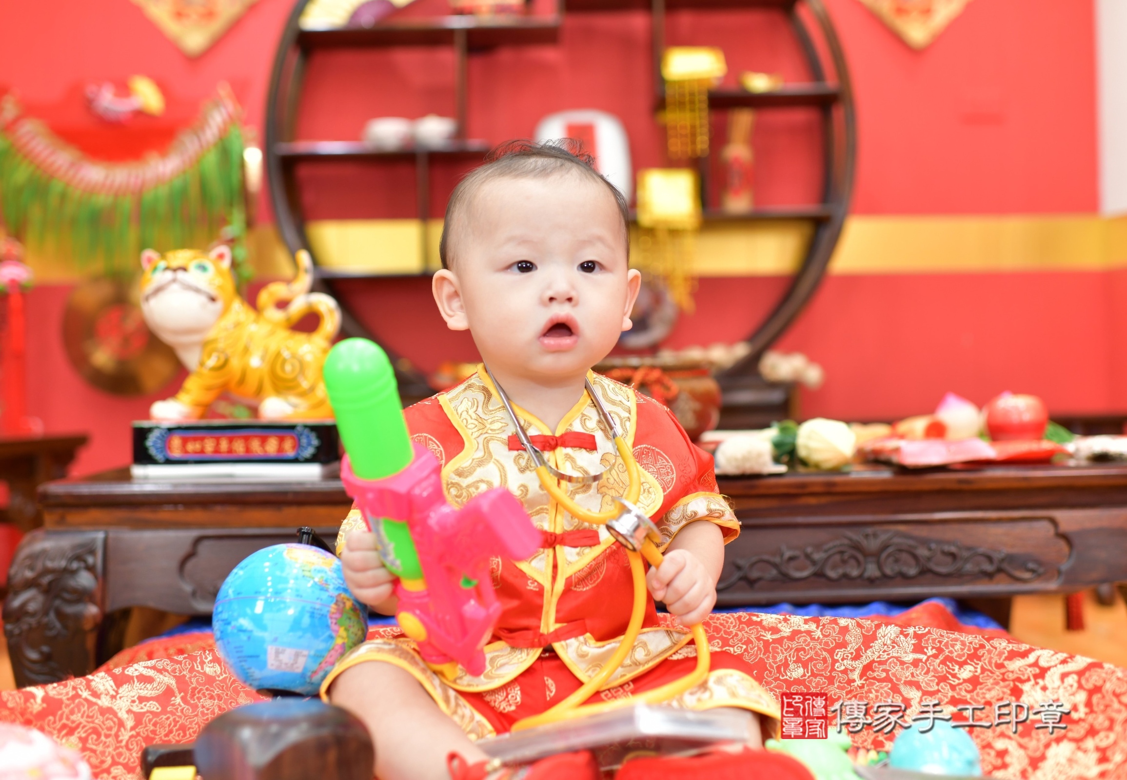 2025-08-18小恩寶寶抓周，小孩古裝禮服照。地點：傳家「桃園店」古禮會場照片集