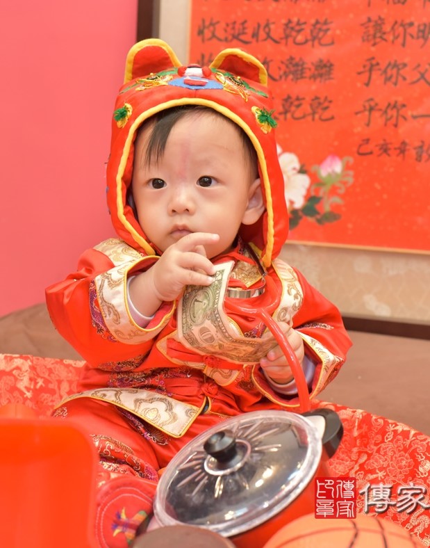 2020-12-04黃寶寶，小孩禮服(男)中式古裝禮服禮照照片集