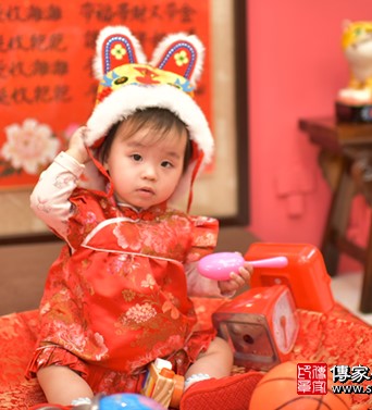 2020-02-01蘇寶寶，小孩禮服(女)中式古裝禮服禮照照片集