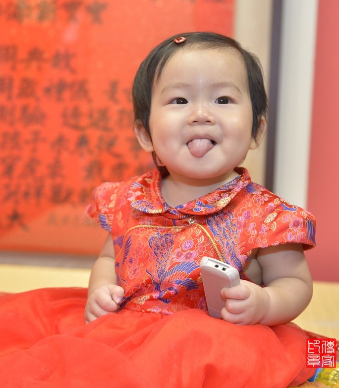 2020-09-27周寶寶，小孩禮服(女)中式古裝禮服禮照照片集