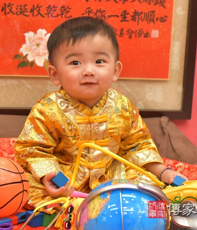 2020-07-10葉寶寶，小孩禮服(男)中式古裝禮服禮照照片集