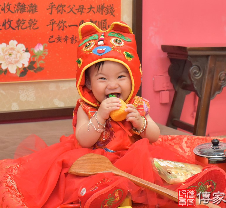 2021-03-23錢寶寶，小孩禮服(女)中式古裝禮服禮照照片集