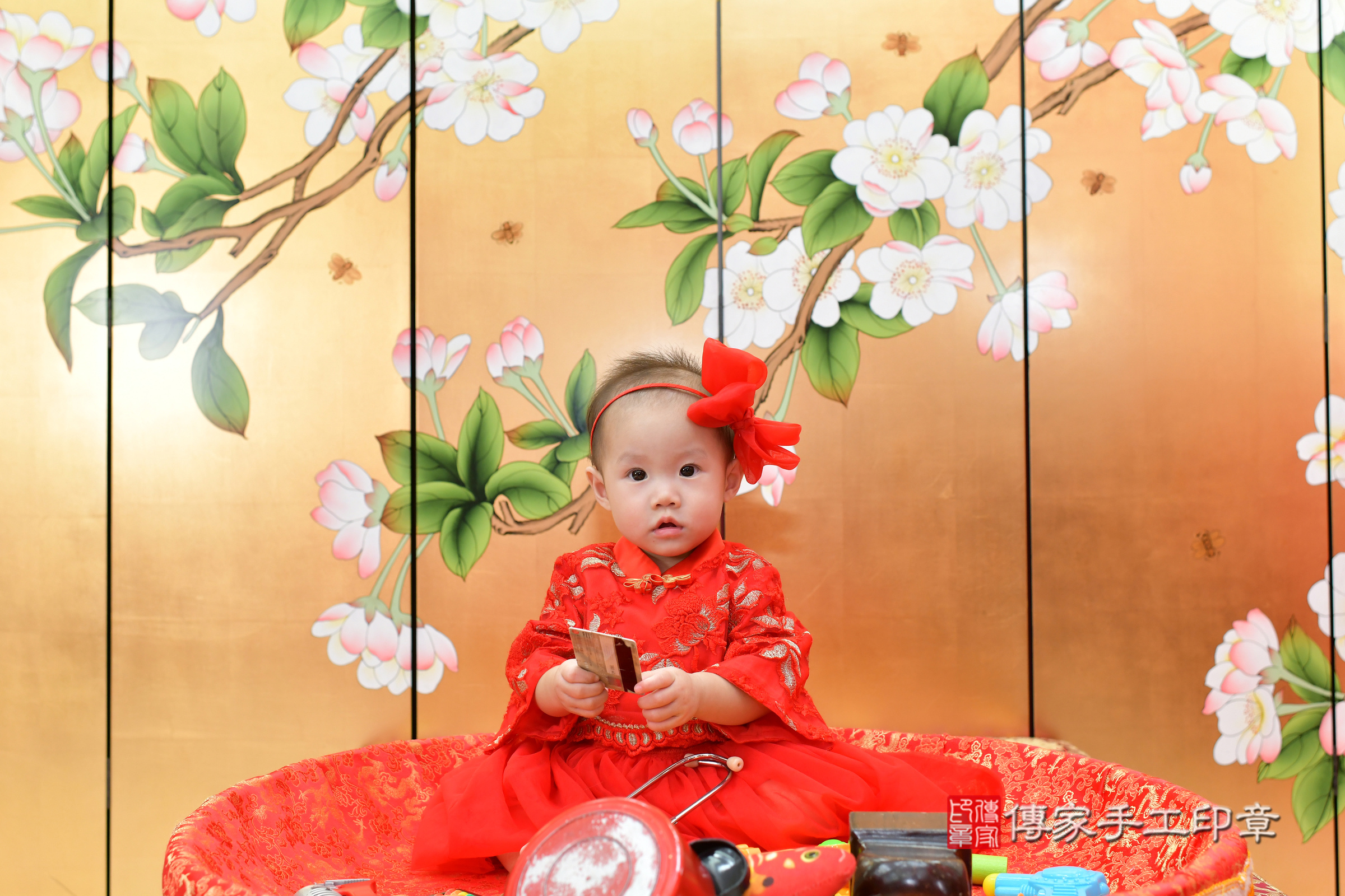 2024-08-21小婕寶寶抓周，小孩古裝禮服照。地點：傳家「台中店」古禮會場照片集