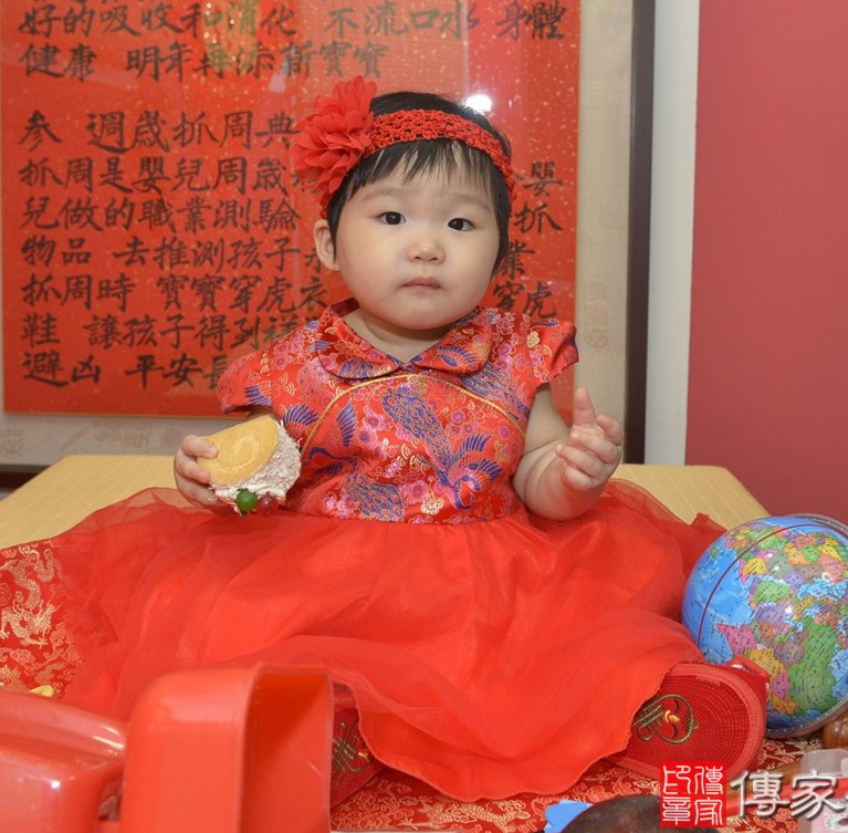 2020-09-26梁寶寶，小孩禮服(女)中式古裝禮服禮照照片集