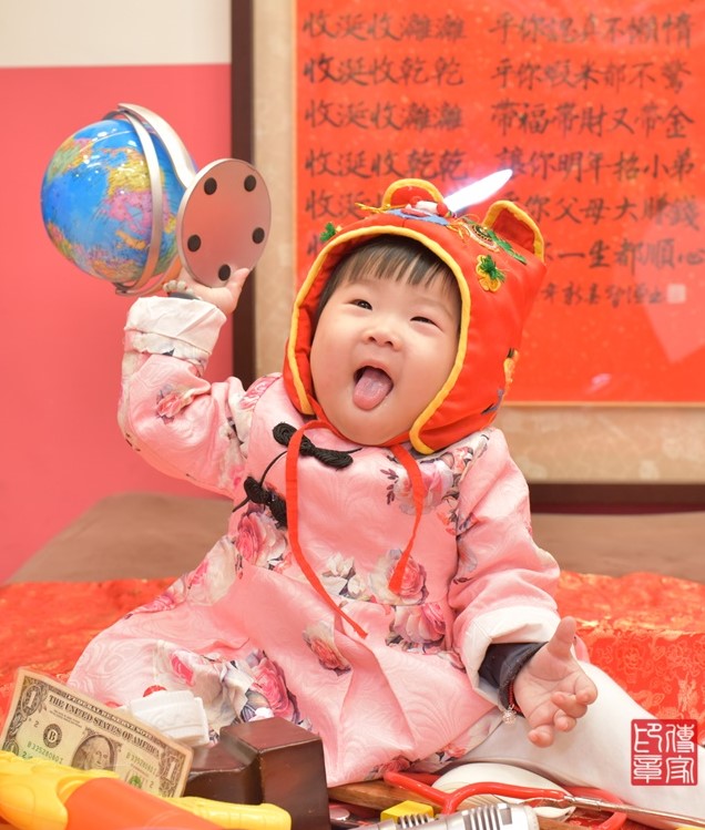 2021-03-22洪寶寶，小孩禮服(女)中式古裝禮服禮照照片集