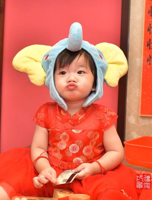 2020-09-18游寶寶，小孩禮服(女)中式古裝禮服禮照照片集