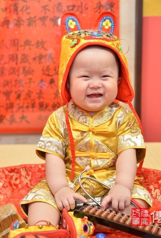 2021-09-11李寶寶，小孩禮服(男)中式古裝禮服禮照照片集