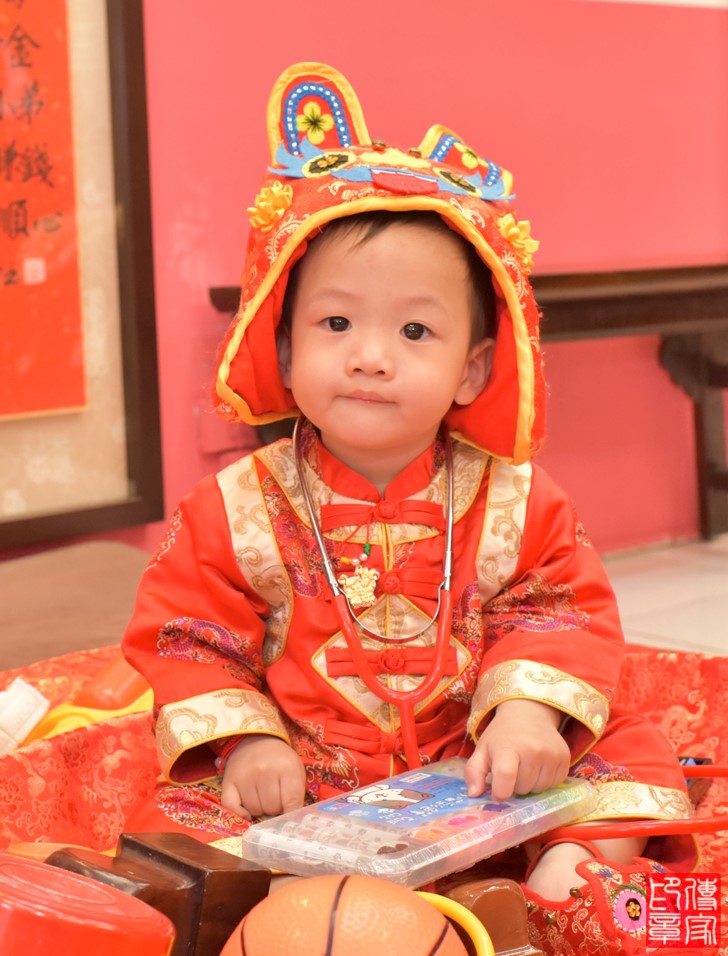 2021-03-21黃寶寶，小孩禮服(男)中式古裝禮服禮照照片集