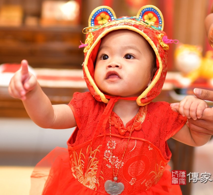 2020-09-06金寶寶，小孩禮服(女)中式古裝禮服禮照照片集