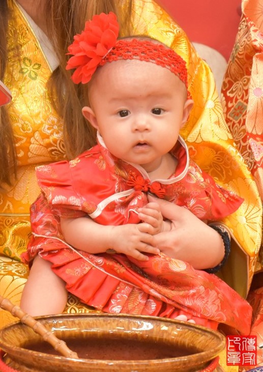 2021-04-23邱寶寶，小孩禮服(女)中式古裝禮服禮照照片集