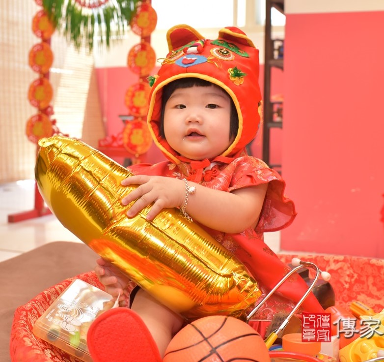 2021-03-14鮑寶寶，小孩禮服(女)中式古裝禮服禮照照片集