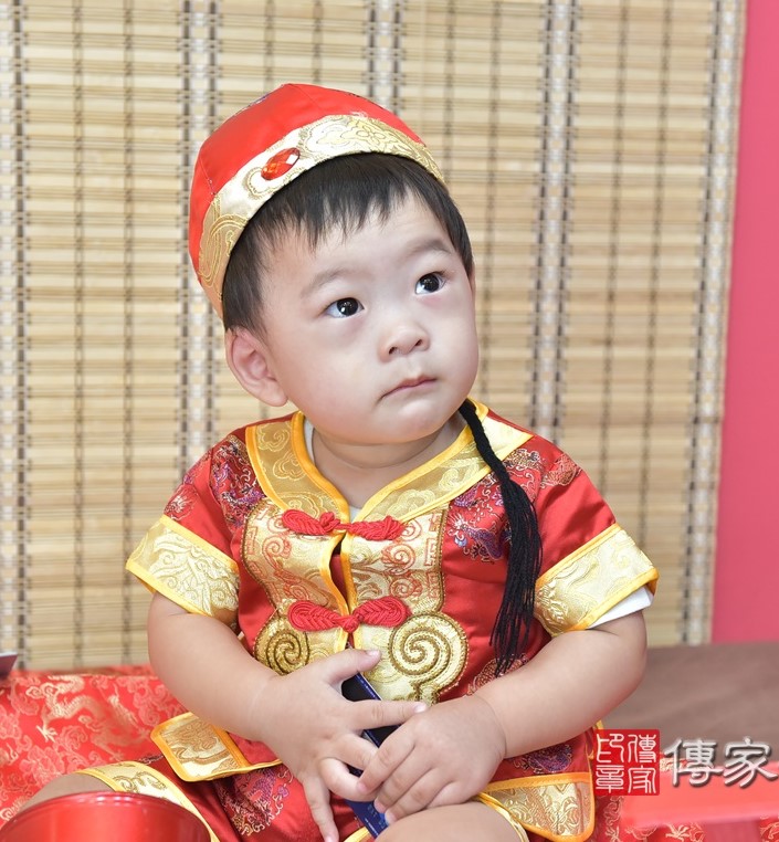 2020-09-05周寶寶，小孩禮服(男)中式古裝禮服禮照照片集