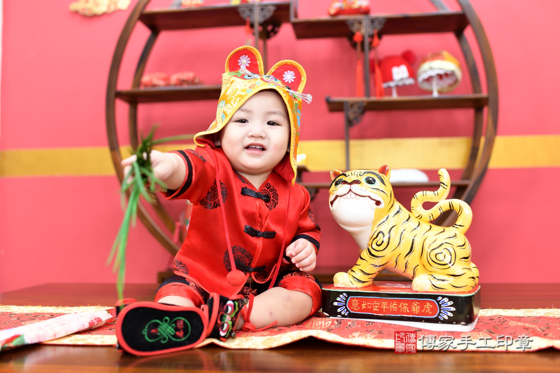 2026-01-21淏淏寶貝抓周，小孩古裝禮服照。地點：傳家「新北店」古禮會場照片集