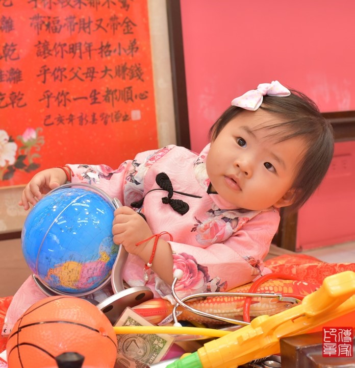 2020-11-28游寶寶，小孩禮服(女)中式古裝禮服禮照照片集
