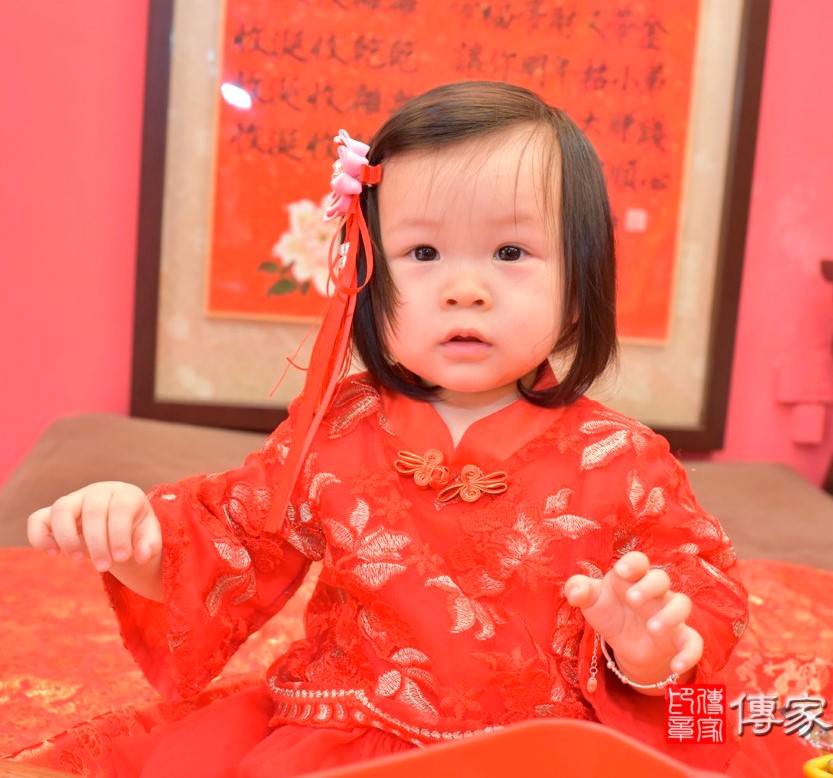 2021-03-12黃寶寶，小孩禮服(女)中式古裝禮服禮照照片集