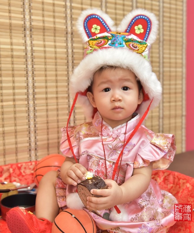 2020-09-01劉寶寶，小孩禮服(女)中式古裝禮服禮照照片集