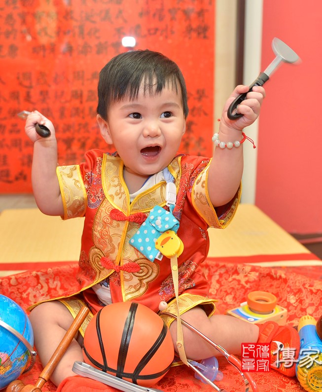 2020-11-26孫寶寶，小孩禮服(男)中式古裝禮服禮照照片集