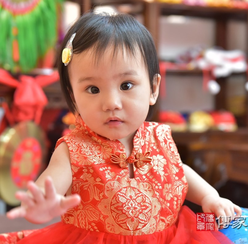 2020-06-07李寶寶，小孩禮服(女)中式古裝禮服禮照照片集