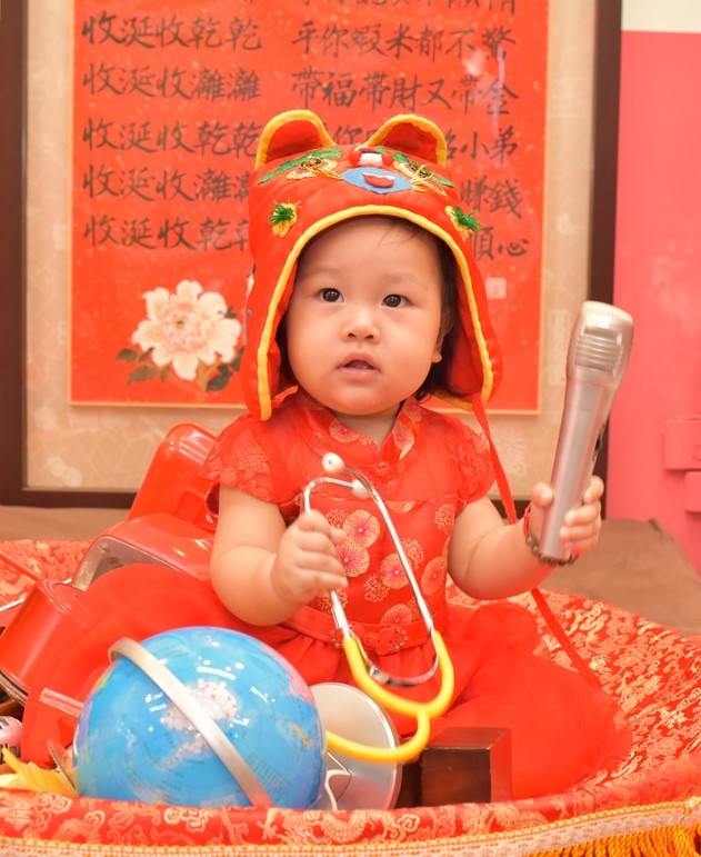 2020-11-22丁寶寶，小孩禮服(女)中式古裝禮服禮照照片集