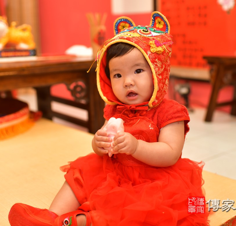 2020-11-21范寶寶，小孩禮服(女)中式古裝禮服禮照照片集