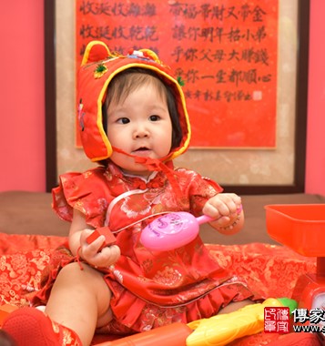 2020-05-24尤寶寶，小孩禮服(女)中式古裝禮服禮照照片集
