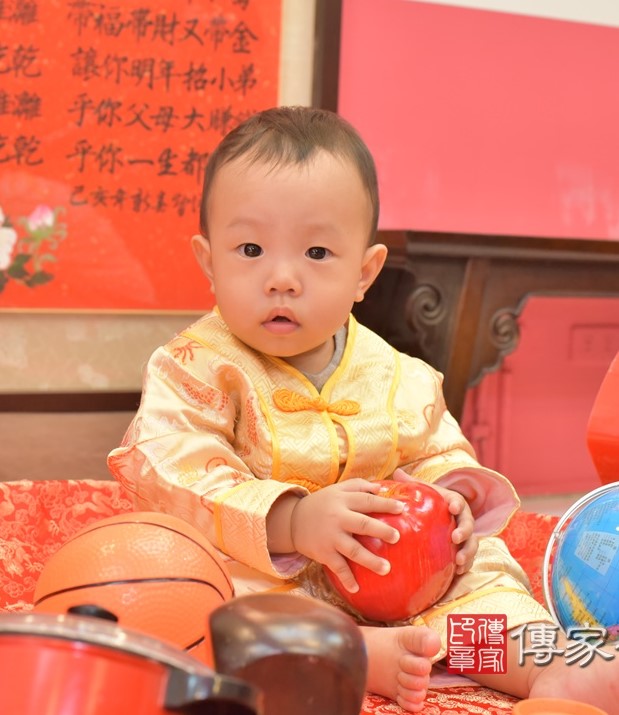 2020-11-19傅寶寶，小孩禮服(男)中式古裝禮服禮照照片集