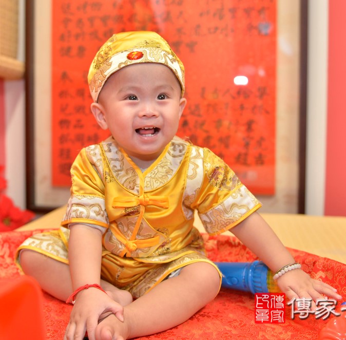 2020-11-18林寶寶，小孩禮服(男)中式古裝禮服禮照照片集
