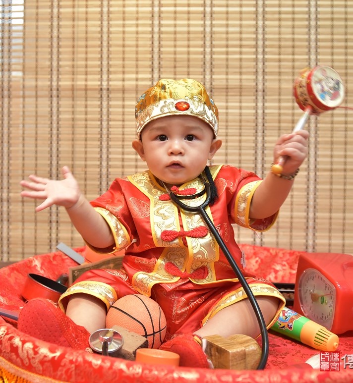 2020-11-18張寶寶，小孩禮服(男)中式古裝禮服禮照照片集