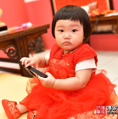 2020-05-03林寶寶，小孩禮服(女)中式古裝禮服禮照照片集