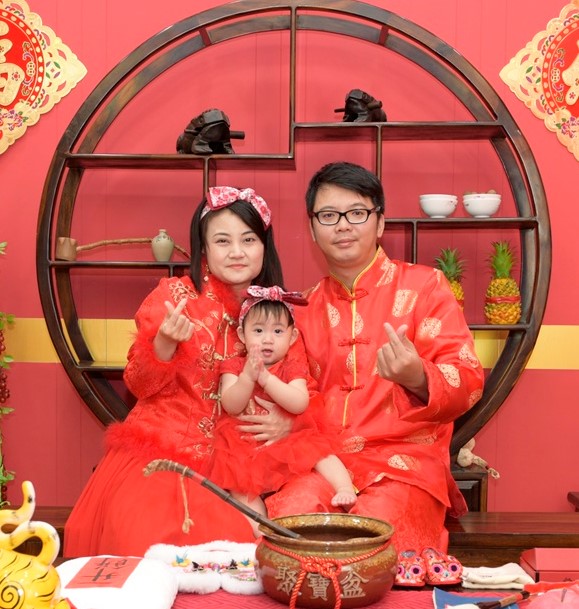 2020-11-17黃家，古裝禮服(中國風)全家福合照照片集