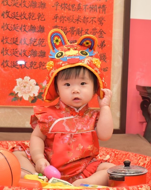 2020-11-15郭寶寶，小孩禮服(女)中式古裝禮服禮照照片集