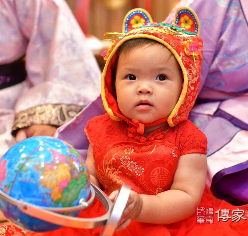 2020-08-22張寶寶，小孩禮服(女)中式古裝禮服禮照照片集