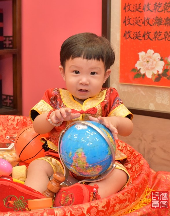 2020-11-15林寶寶，小孩禮服(男)中式古裝禮服禮照照片集