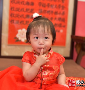 2020-05-02蘇寶寶，小孩禮服(女)中式古裝禮服禮照照片集