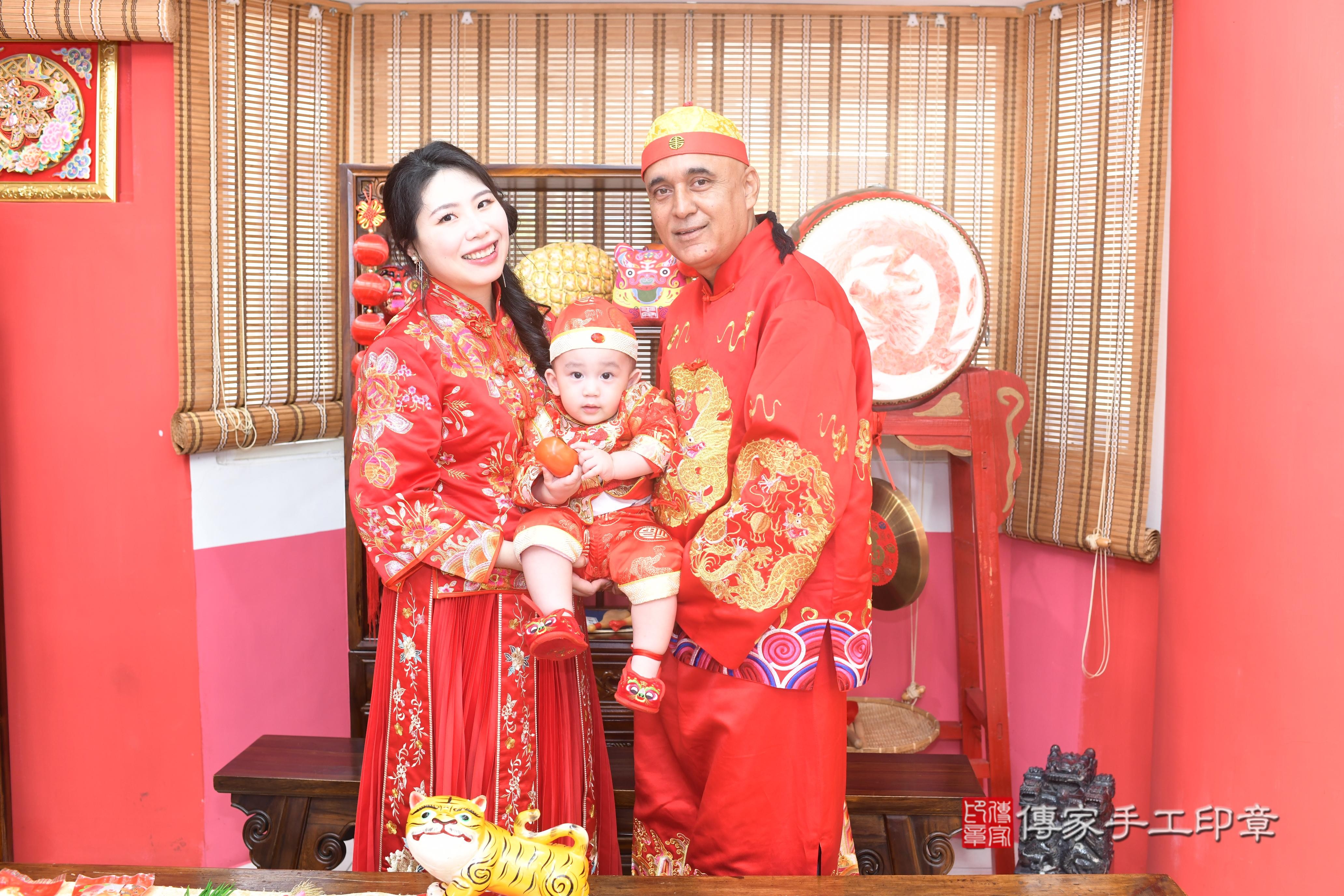 2025-09-27善善寶貝抓周,成人與小孩古裝禮服照。地點:傳家「台南店」古禮會場照片集