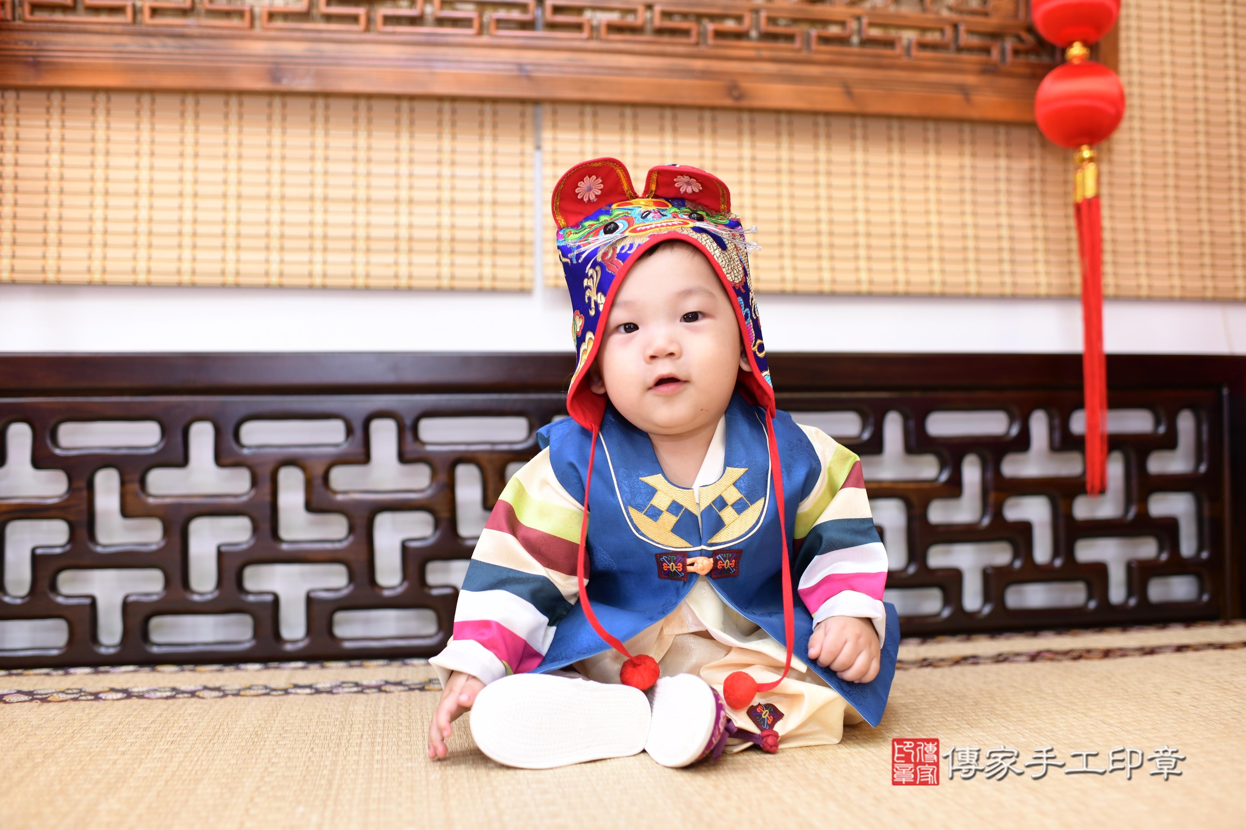 2025-09-27騰騰寶貝抓周,小孩古裝禮服照。地點:傳家「台南店」古禮會場照片集