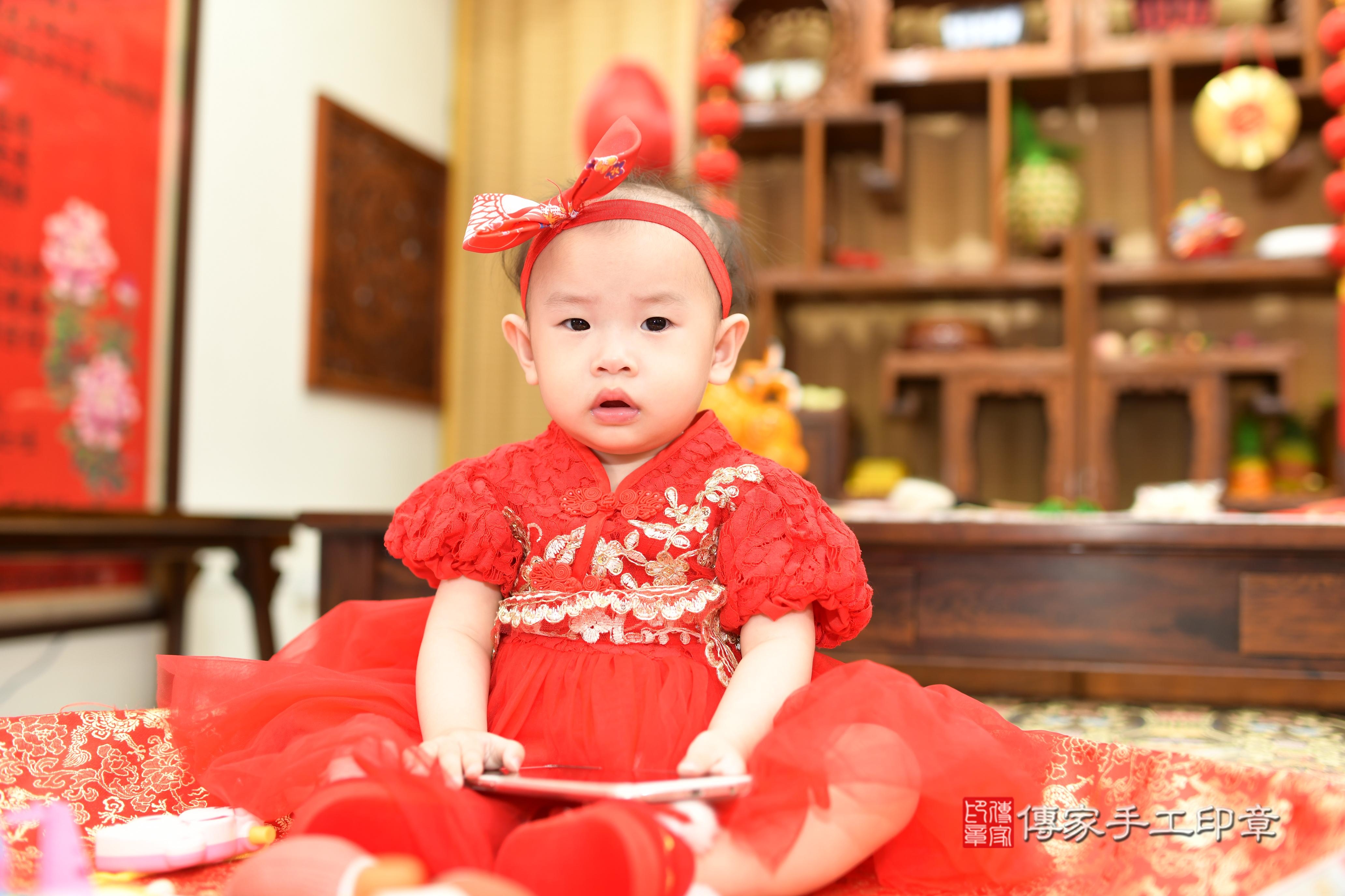 2025-06-27湘湘寶貝抓周,小孩古裝禮服照。地點:傳家「台南店」古禮會場照片集