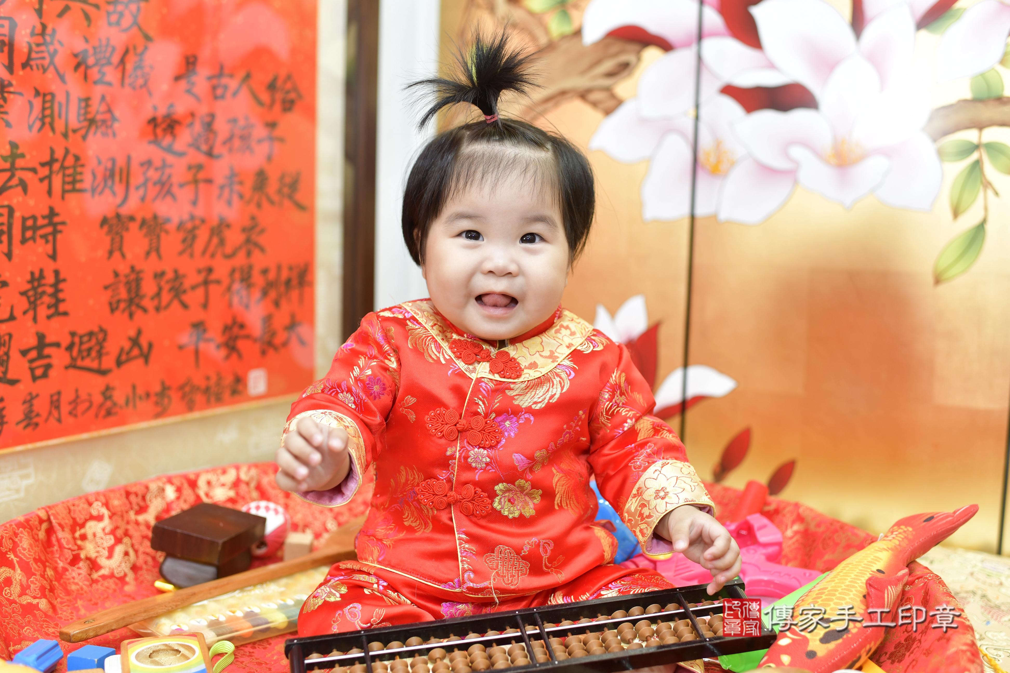 2025-09-28星星寶貝抓周,小孩古裝禮服照。地點:傳家「新竹店」古禮會場照片集