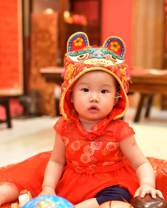 2021-03-02莊寶寶，小孩禮服(女)中式古裝禮服禮照照片集