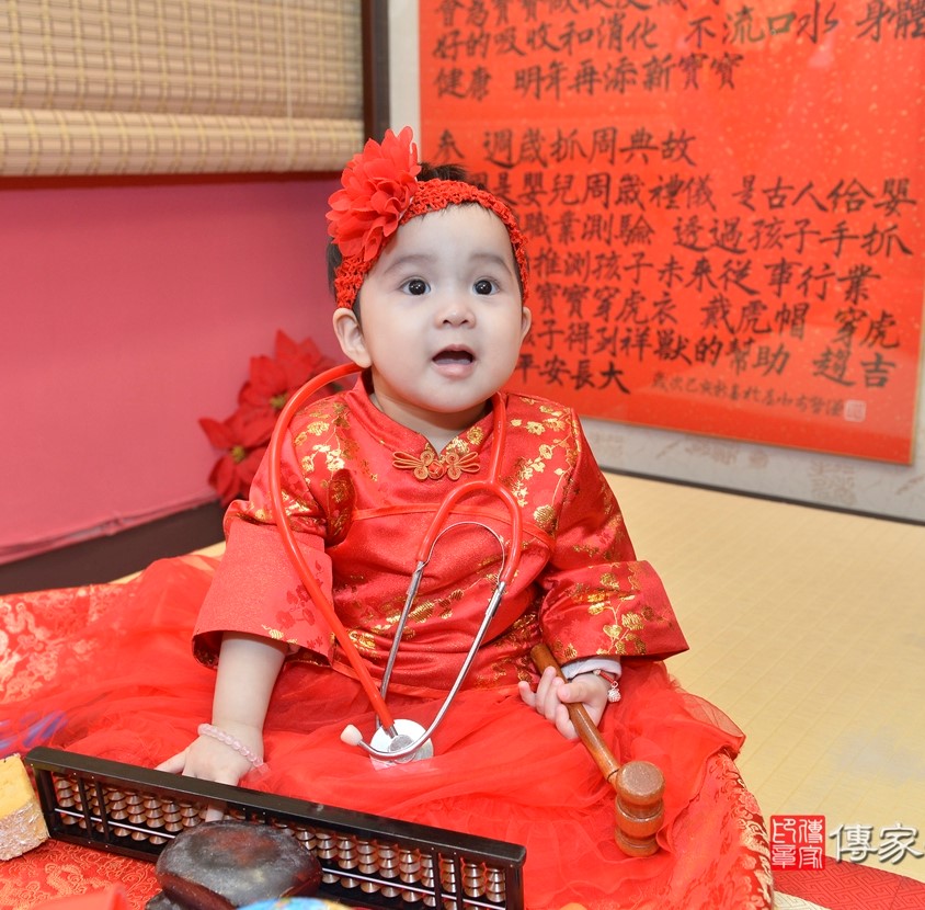 2022-03-12廖寶寶抓周,小孩古裝禮服照。地點:傳家「新北門市店」古禮會場照片集
