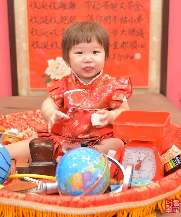 2022-03-12李寶寶，小孩禮服(女)中式古裝禮服禮照照片集