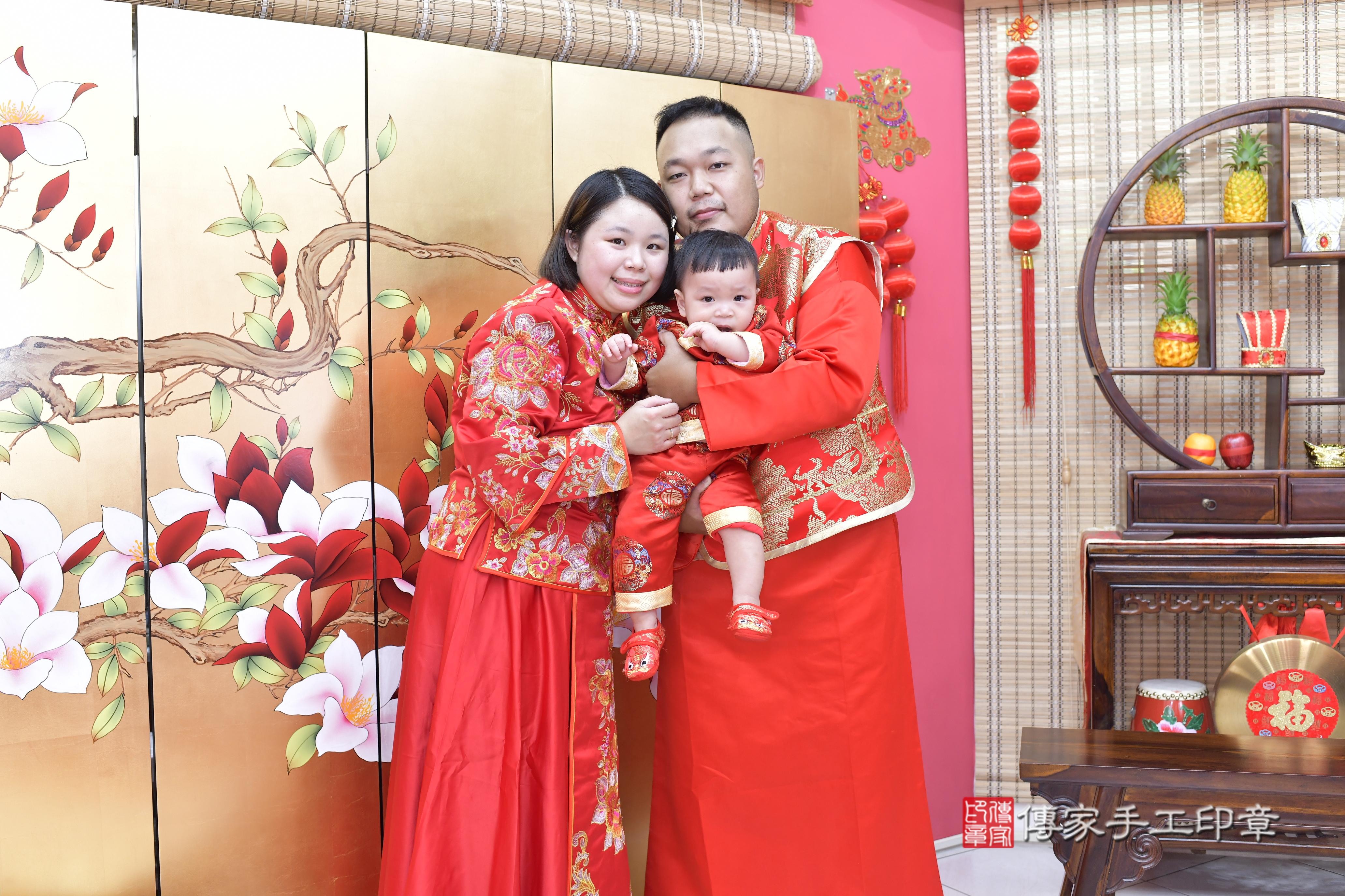 2025-09-29小昱寶貝抓周,成人與小孩古裝禮服照。地點:傳家「台南店」古禮會場照片集