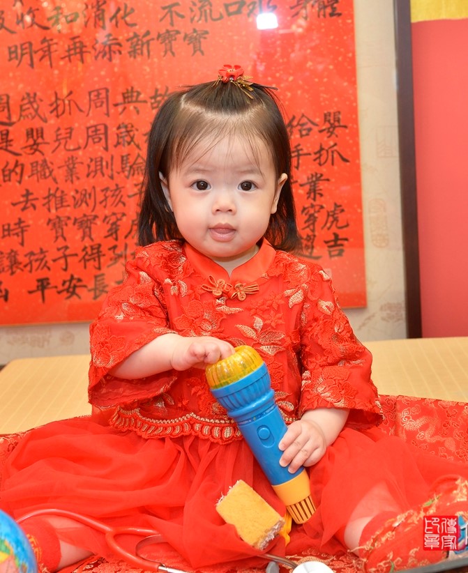 2022-03-10王寶寶抓周,小孩古裝禮服照。地點:傳家「新北門市店」古禮會場照片集
