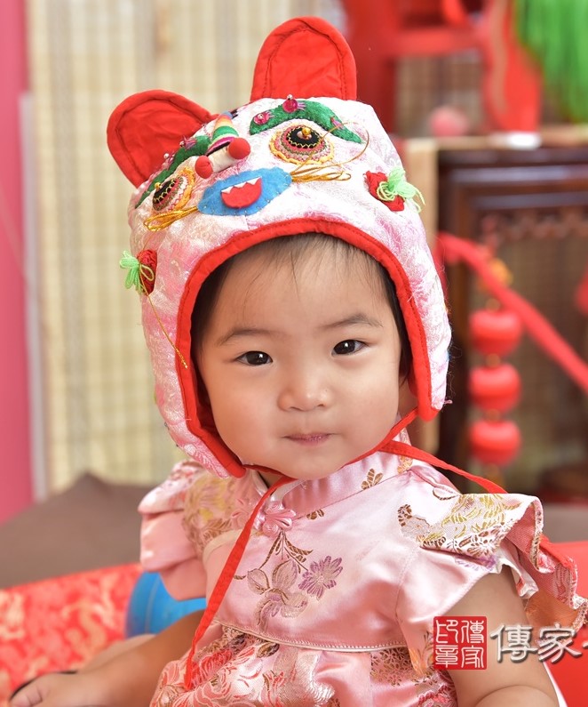2020-08-17張寶寶，小孩禮服(女)中式古裝禮服禮照照片集